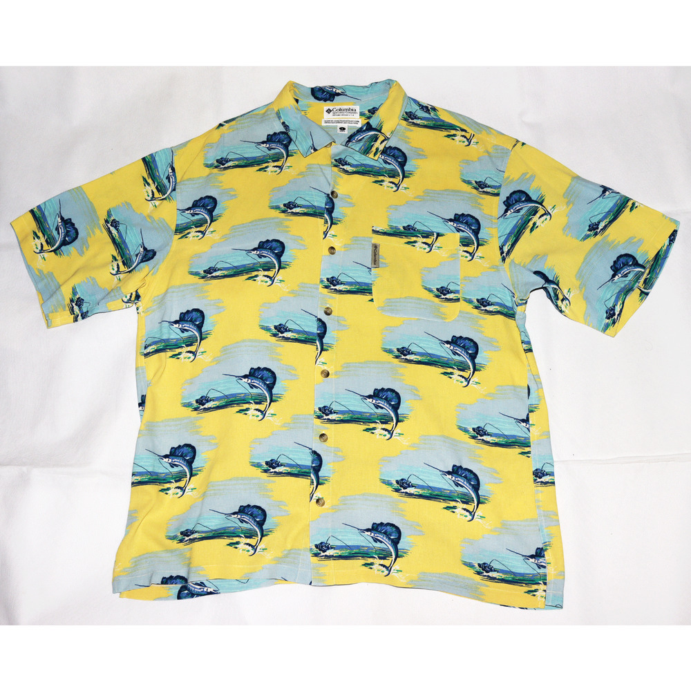 Columbia Men's Short Sleeve Button Front Silk Shirt Size‎ Large
